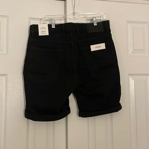 NWT ZARA mens black denim shorts